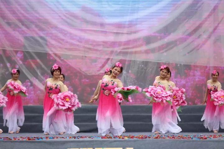 你是男生还是女生?红迪网 | 最新热门话题一网打尽
